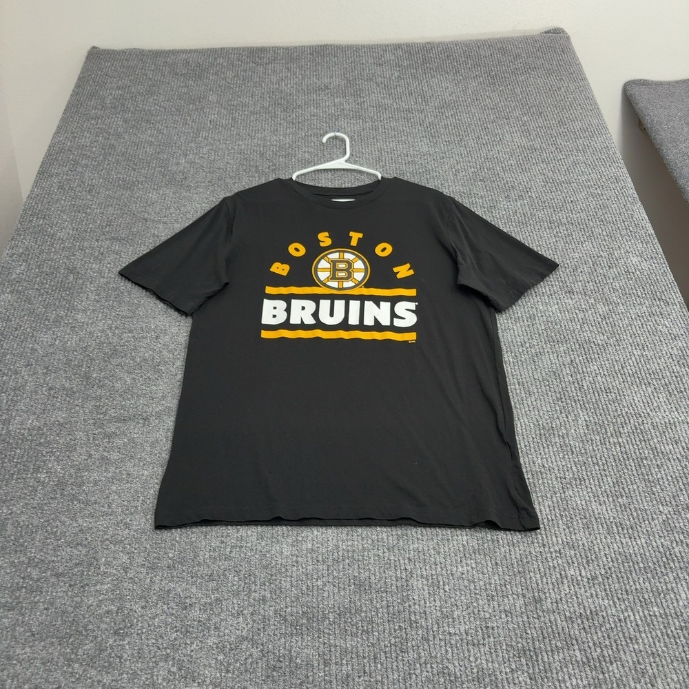Boston Bruins Fanatics T Shirt Mens L Black Cotton Graphic Tee Casual Streetwear